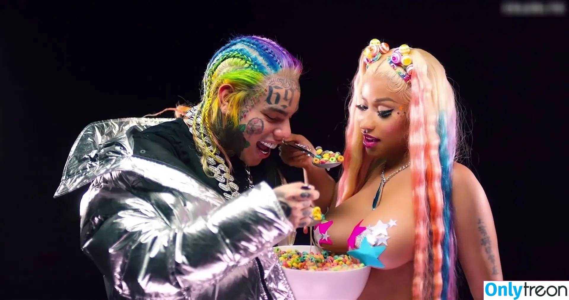 Nicki Minaj nude photo #0873 (nickiminaj)