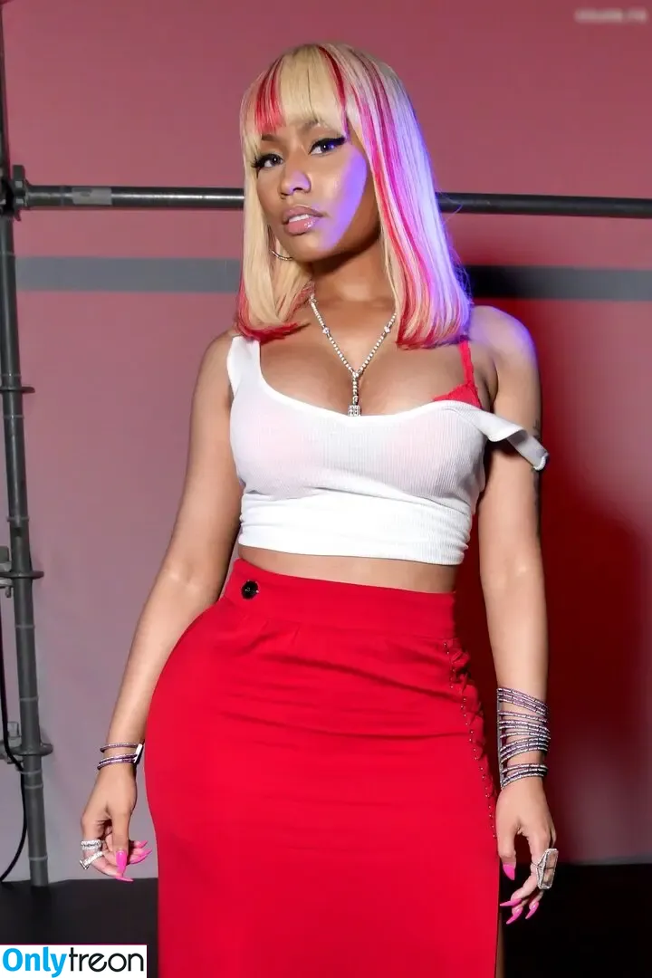 Nicki Minaj голая photo #0929 (nickiminaj)