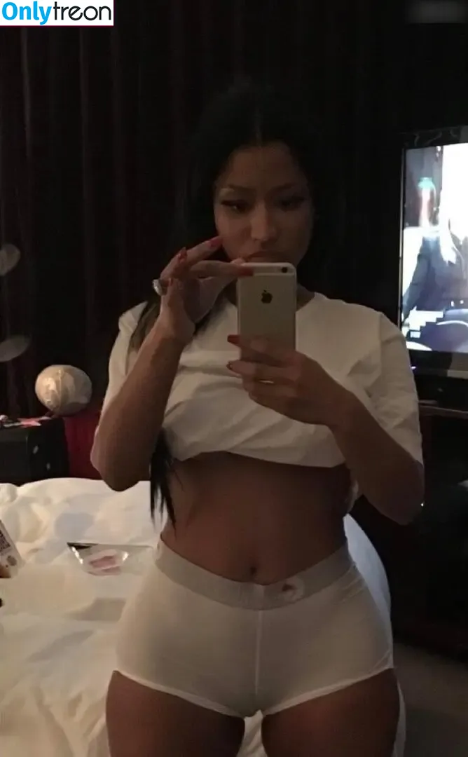 Nicki Minaj голая photo #0936 (nickiminaj)
