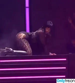 Nicki Minaj / nickiminaj фото голая #1019