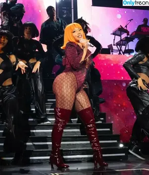 Nicki Minaj / nickiminaj фото голая #1036