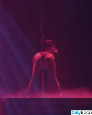 Nicki Minaj / nickiminaj фото голая #1039
