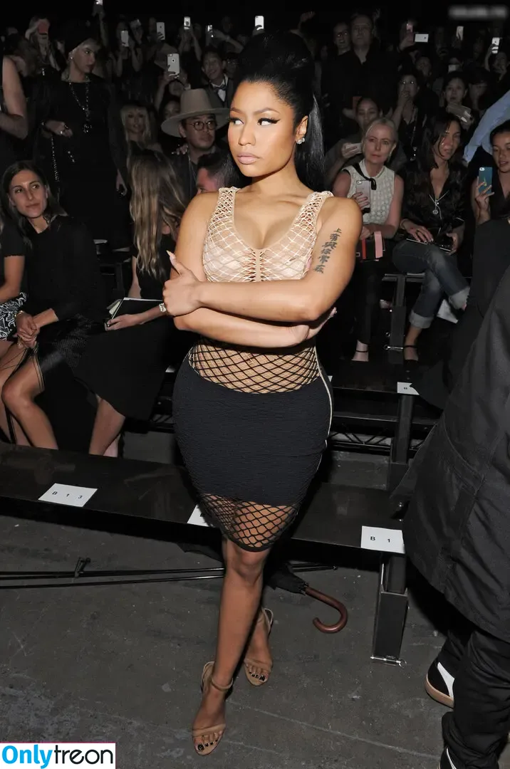 Nicki Minaj голая photo #1167 (nickiminaj)