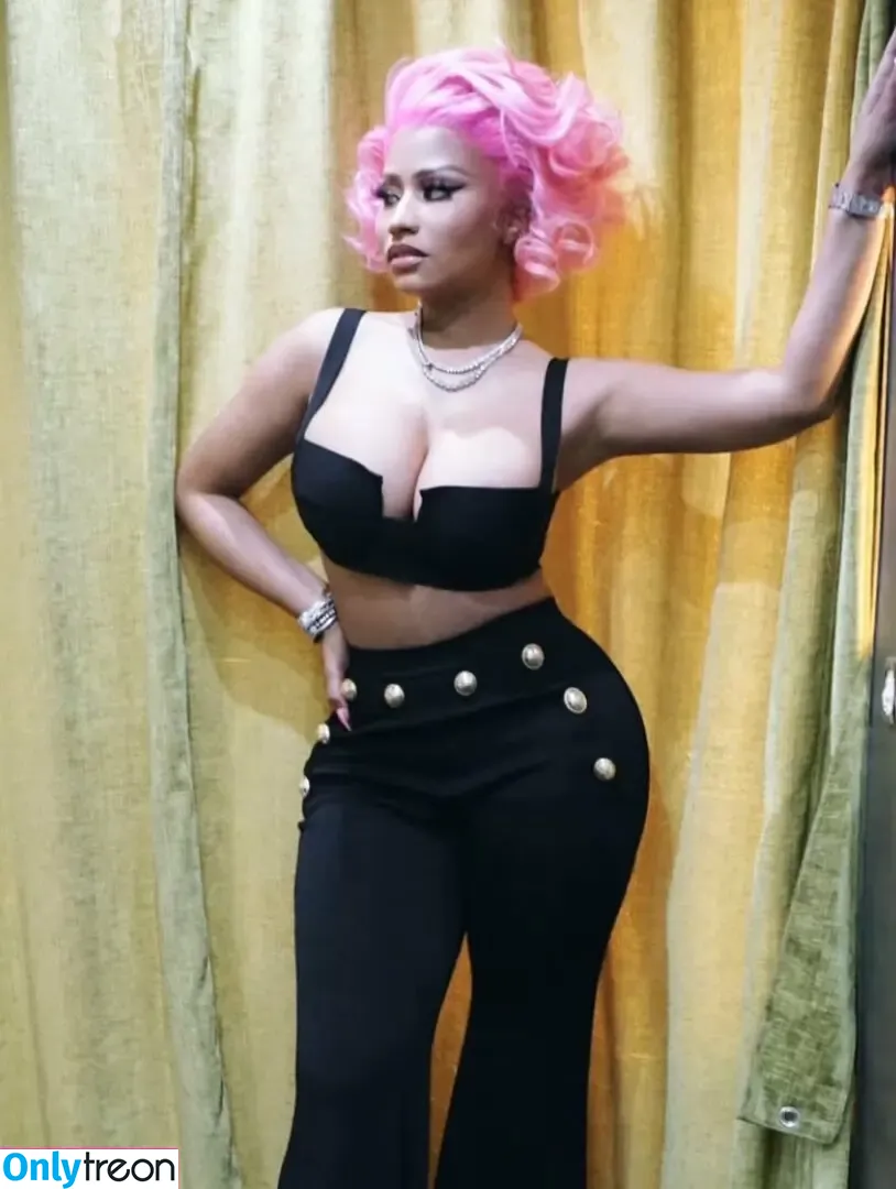 Nicki Minaj голая photo #1199 (nickiminaj)