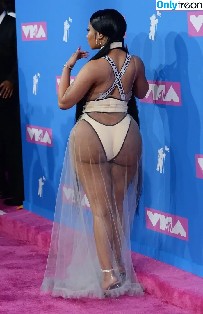 Nicki Minaj голая photo #1294 (nickiminaj)