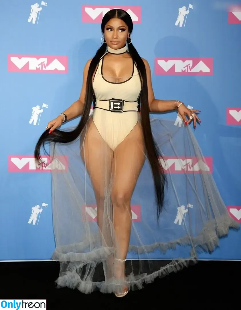Nicki Minaj голая photo #1297 (nickiminaj)