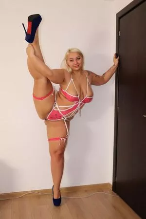 Nicki_thick6 / Https: / Xonicxo / niki_da_thicc1 фото голая #0038