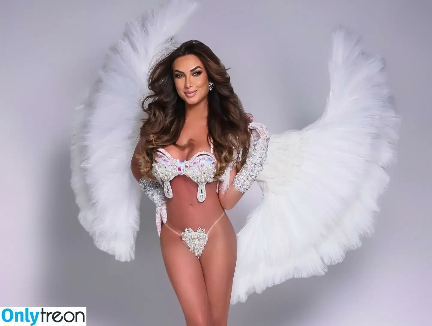 Nicole Bahls голая photo #0310 (nicolebahls)