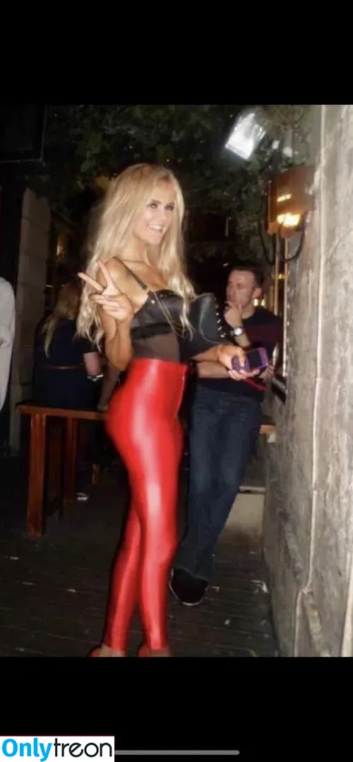 Nicole Farrell голая photo #0092 (Barbiecole_12 / nicolefarrell_1208)
