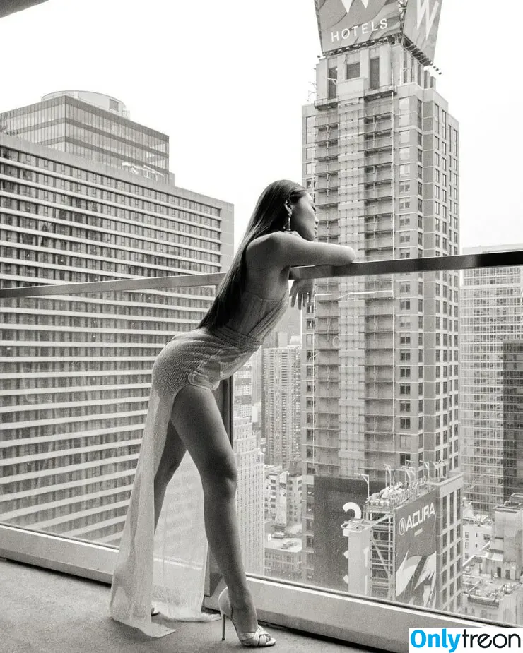 Nicole Kang nude photo #0006 (Nicole Kang)
