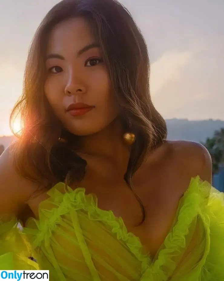 Nicole Kang nude photo #0011 (Nicole Kang)