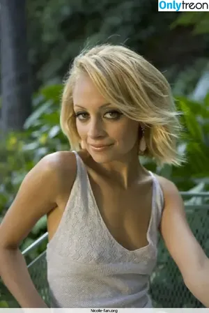 Nicole Richie / nicolerichie / nikolerichiexxx nude photo #0006