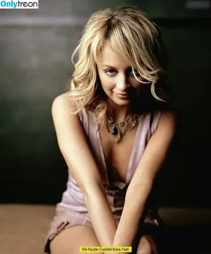 Nicole Richie / nicolerichie / nikolerichiexxx nude photo #0033