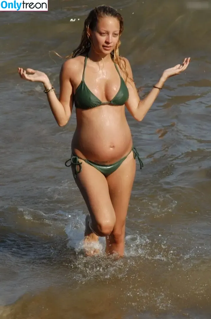 Nicole Richie nude photo #0090 (nicolerichie / nikolerichiexxx)