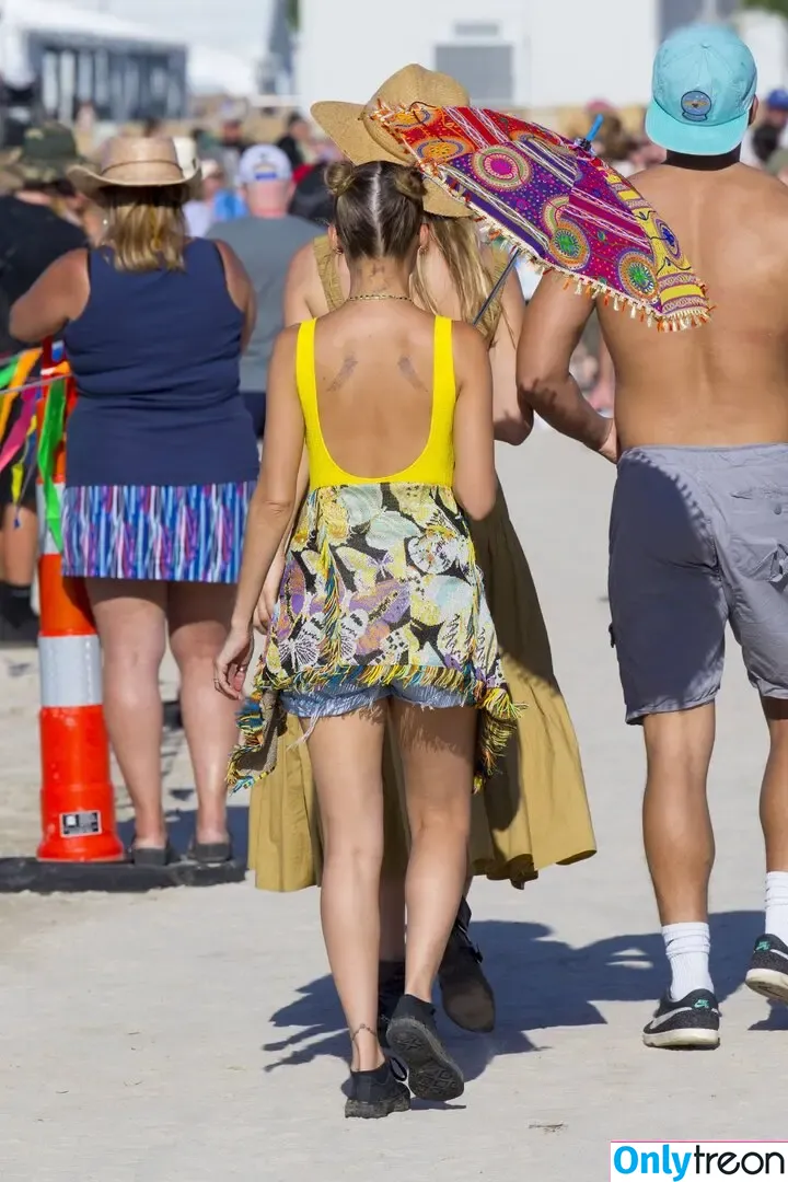 Nicole Richie nude photo #0106 (nicolerichie / nikolerichiexxx)