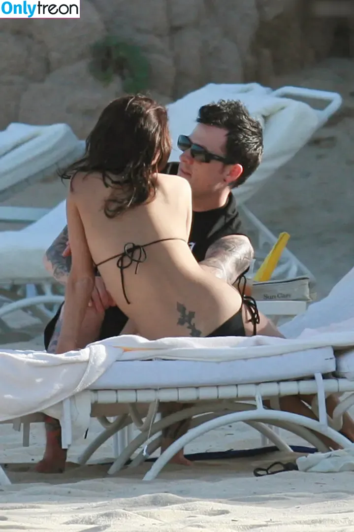 Nicole Richie nude photo #0134 (nicolerichie / nikolerichiexxx)