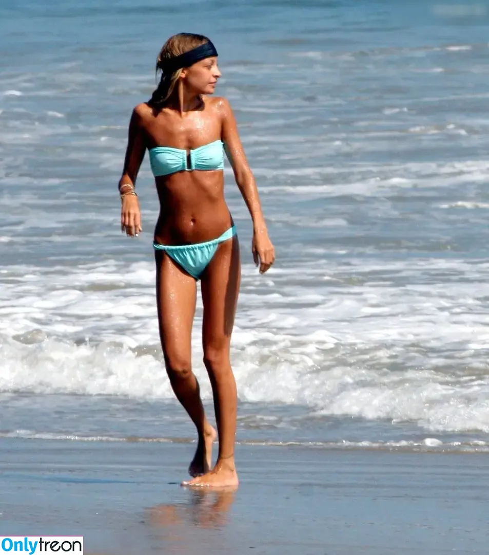 Nicole Richie nude photo #0152 (nicolerichie / nikolerichiexxx)
