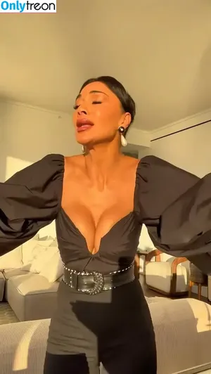 Nicole Scherzinger / NicoleScherzy / nicolescherzinger nude photo #2442
