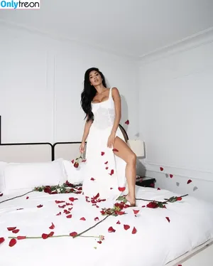 Nicole Scherzinger / NicoleScherzy / nicolescherzinger nude photo #2459