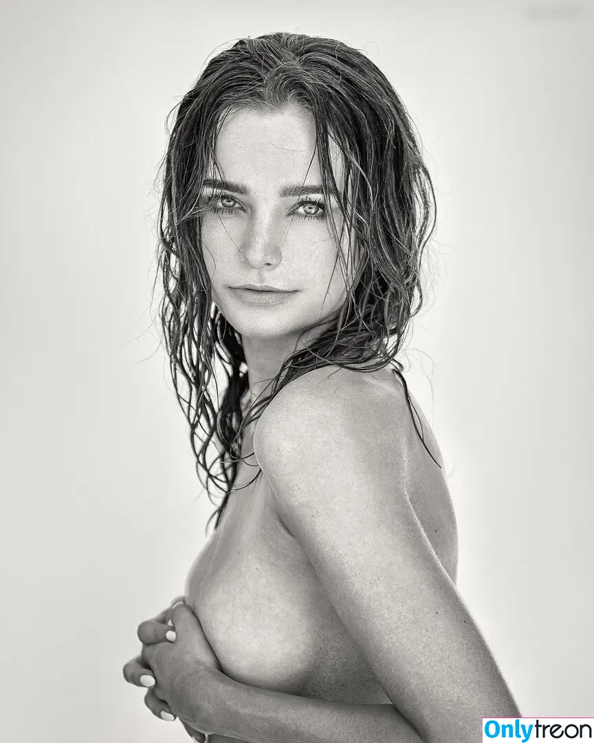 Nicole Schütte голая photo #0005 (nicole_schtte)