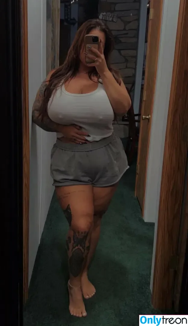 Nicole Victoria nude photo #0011 (hernamewasnikki / hernamewasnikkii (OF / nicolevictoria.g)
