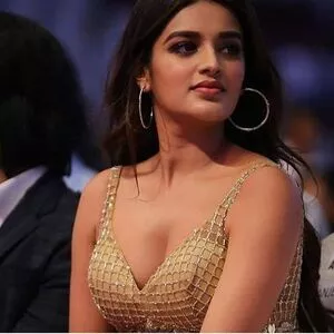 Nidhhi Agerwal / nidhhiagerwal фото голая #0011