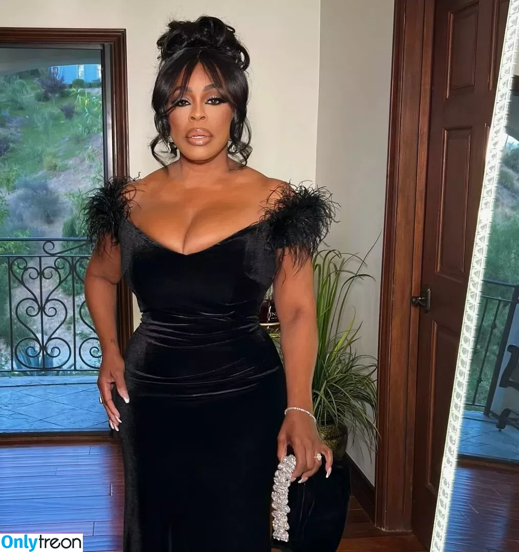 Niecy Nash голая photo #0101 (niecynash1)