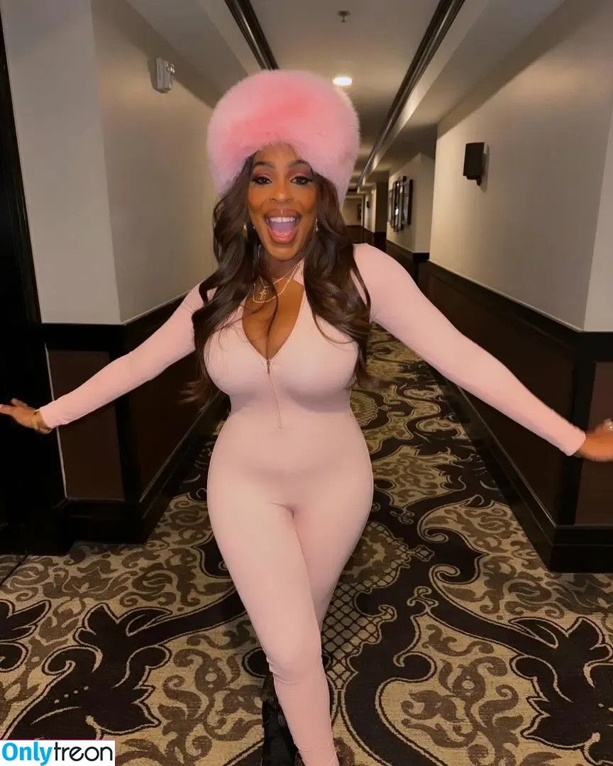 Niecy Nash голая photo #0109 (niecynash1)