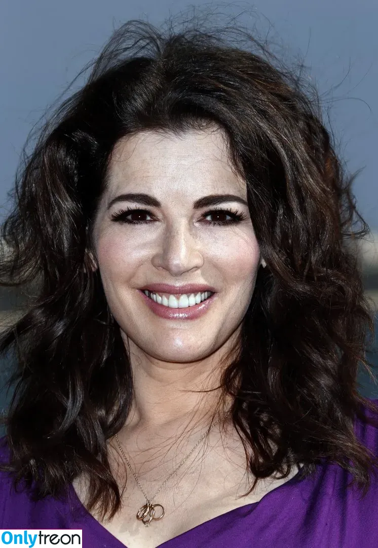 Nigella Lawson голая photo #0104 (nigellalawson)