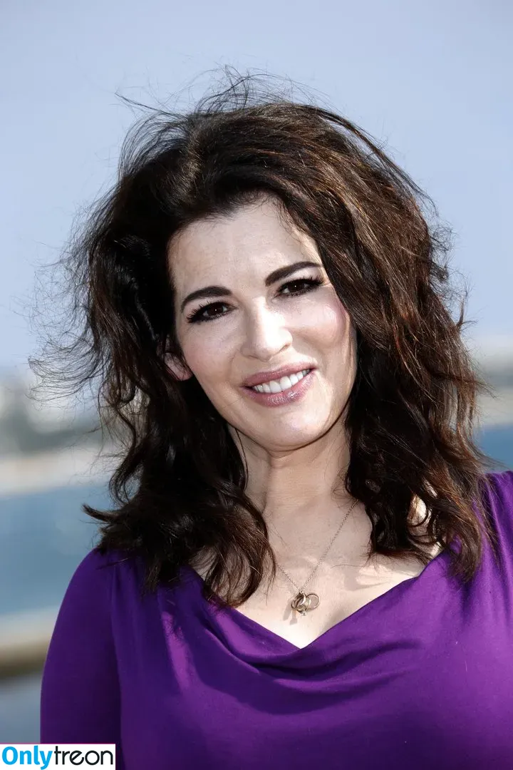 Nigella Lawson голая photo #0119 (nigellalawson)