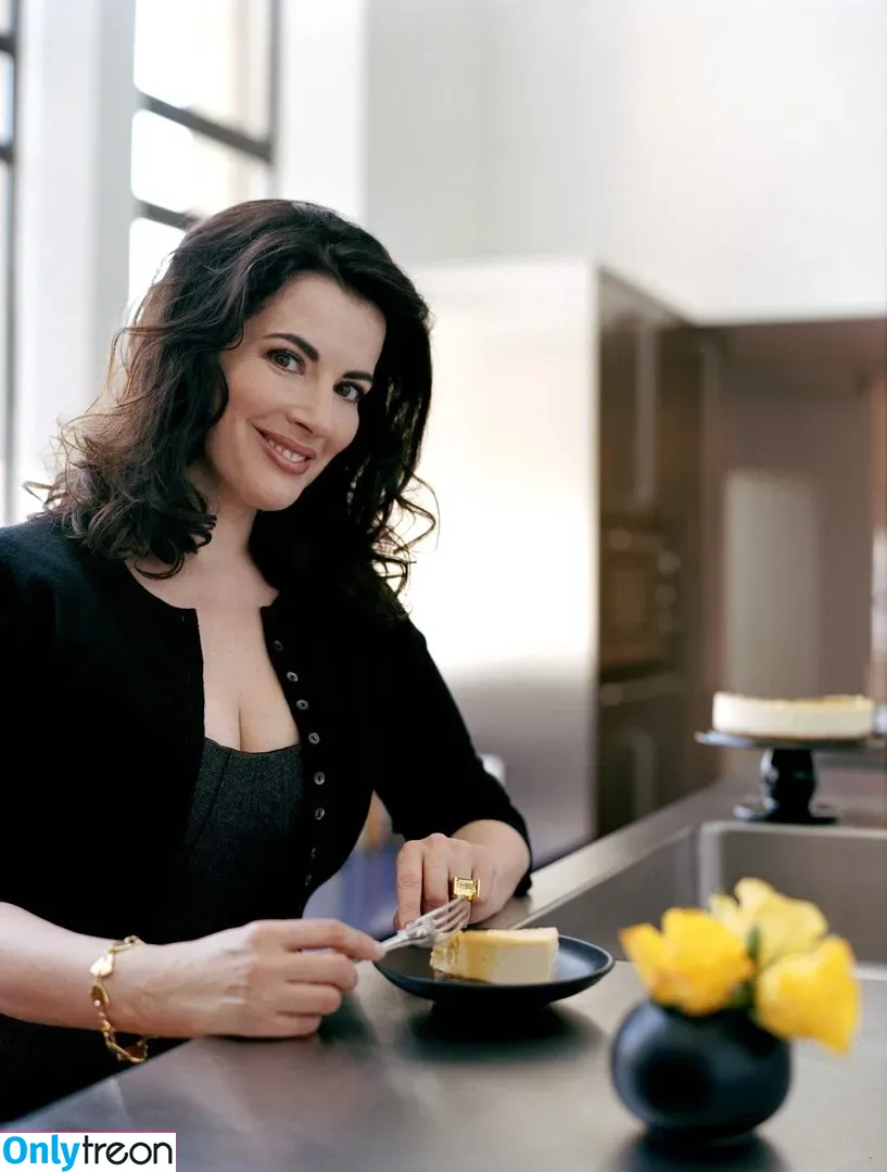 Nigella Lawson голая photo #0138 (nigellalawson)