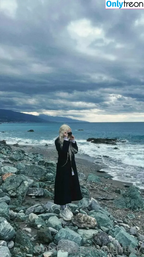 nightlyy_me голая photo #0603 (nightlyy_me)