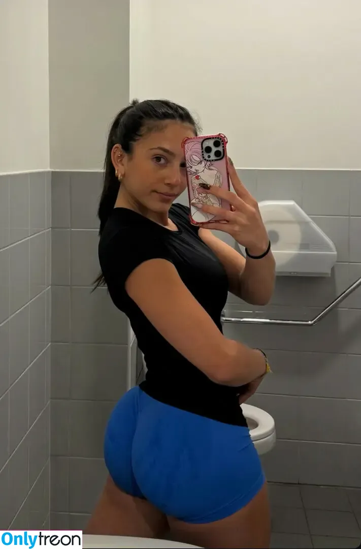 Nihad Sadat nude photo #0022 (nihad_sdt)