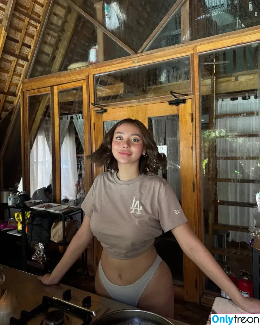 Nika Higashionna nude photo #0028 (nikahigashionna / notyourbabybooo)