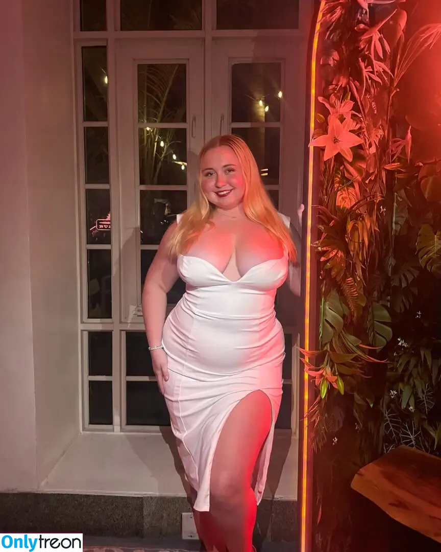 Niki Peacock nude photo #0492 (presidentniki)