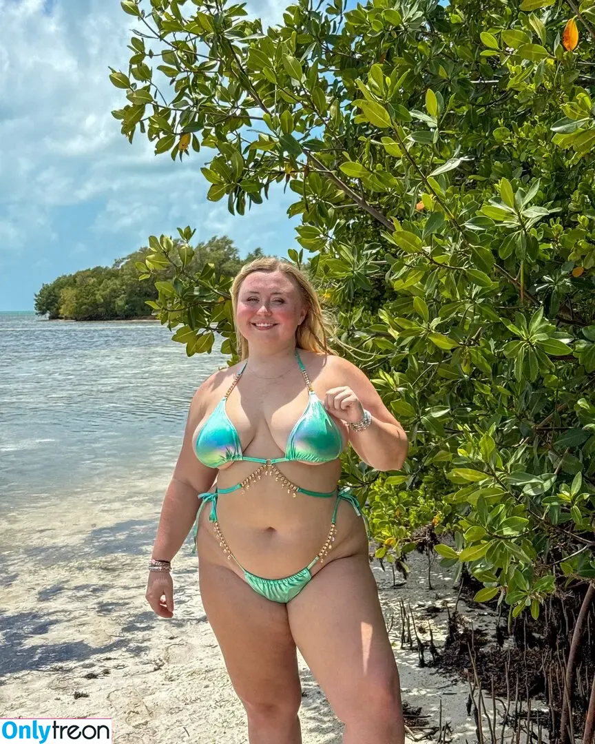 Niki Peacock nude photo #0613 (presidentniki)