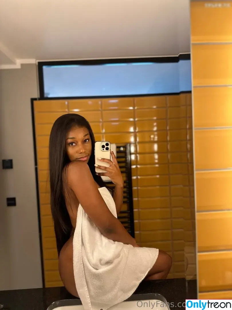 Nikimay nude photo #0006 (Nikimay)