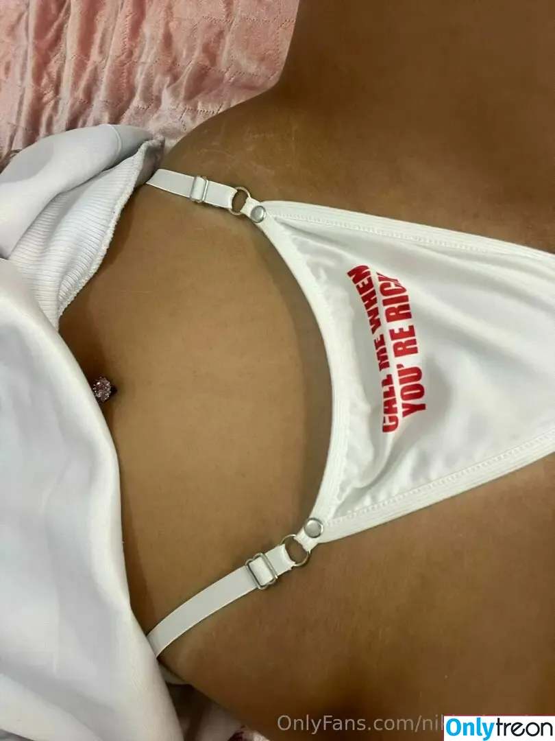nikimendoza nude photo #0021 (nekeyymendoza)