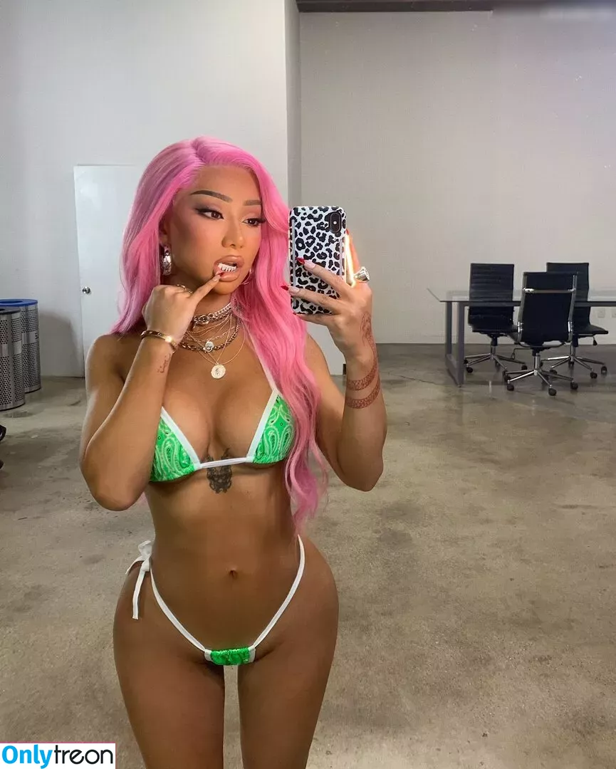 Nikita Dragun голая photo #0024 (nikitadragun)