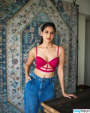 Nikita Dutta / nikifying nude photo #0001