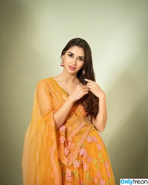 Nikita Dutta / nikifying nude photo #0006