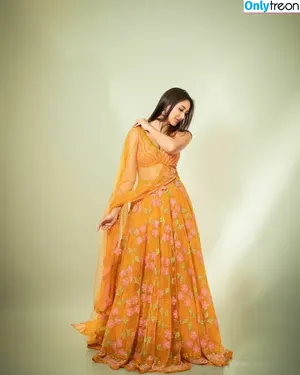 Nikita Dutta / nikifying nude photo #0007