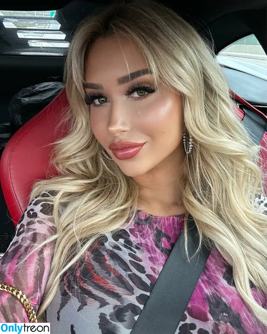 Nikita Sullivan голая photo #0045 (nikkisandiego)