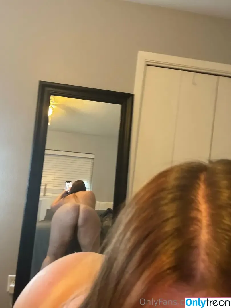 nikki_8 nude photo #0045 (nikkilaw8)