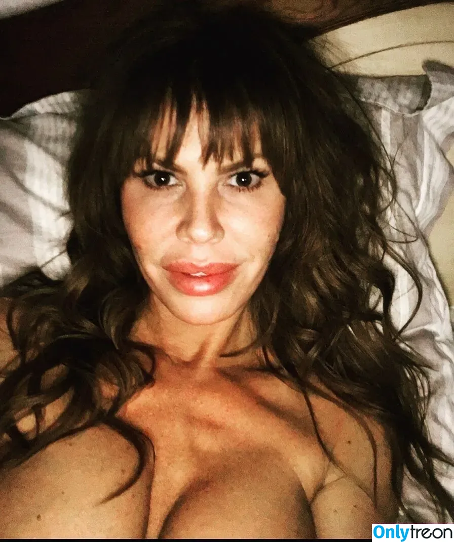 Nikki Cox nude photo #0162 (nikki_cox / nikkicox0000)