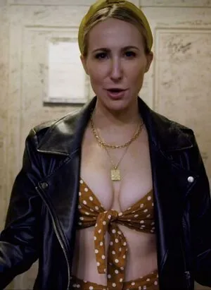 Nikki Glaser / nikkiglaser фото голая #0073