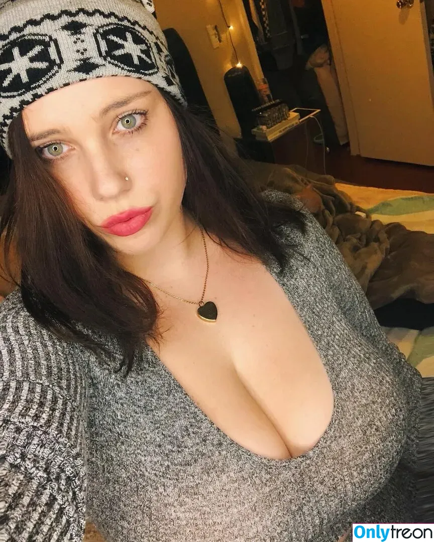 Nikkimichay nude photo #0103 (Nikkimichay)