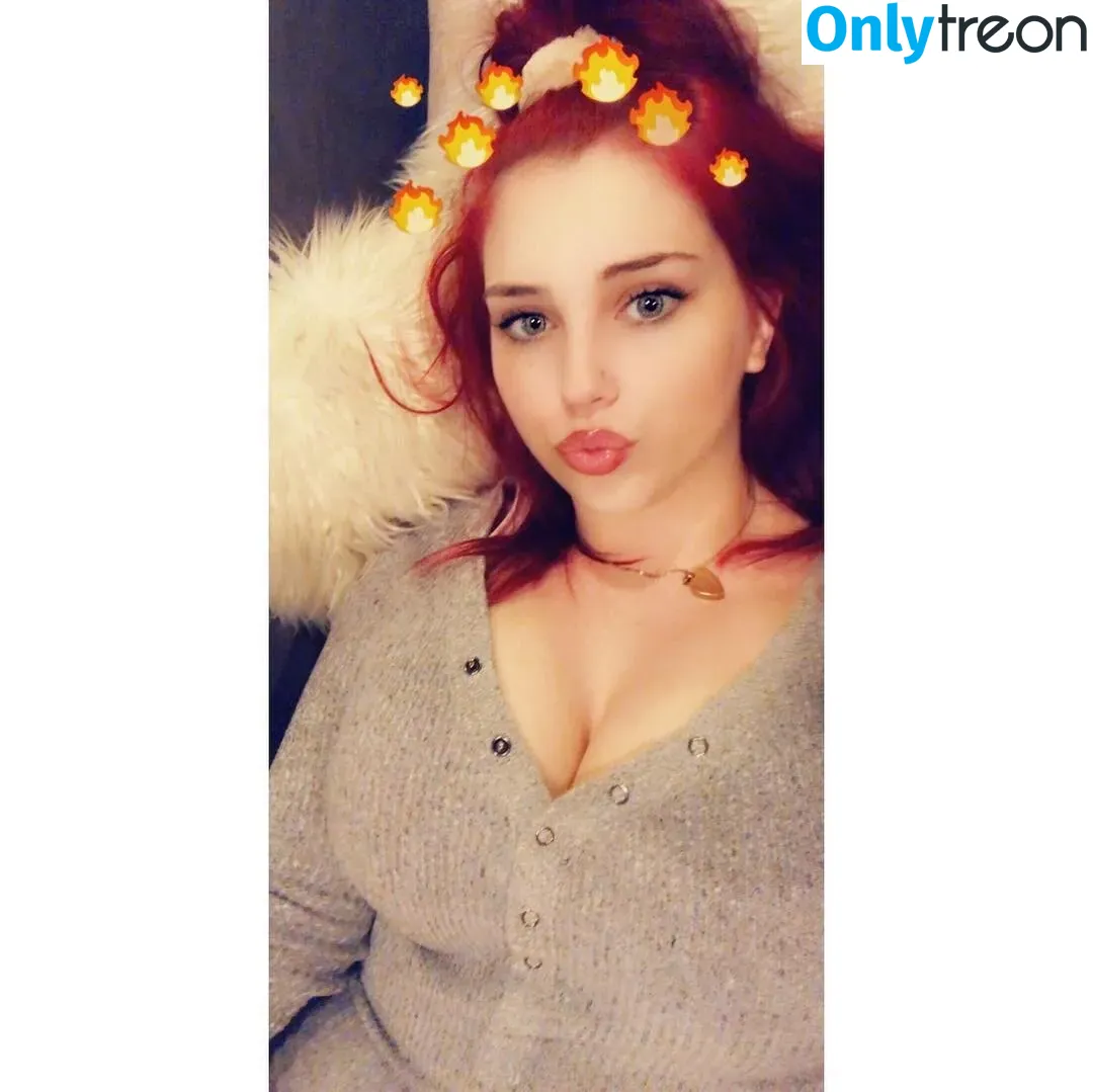 Nikkimichay nude photo #0104 (Nikkimichay)