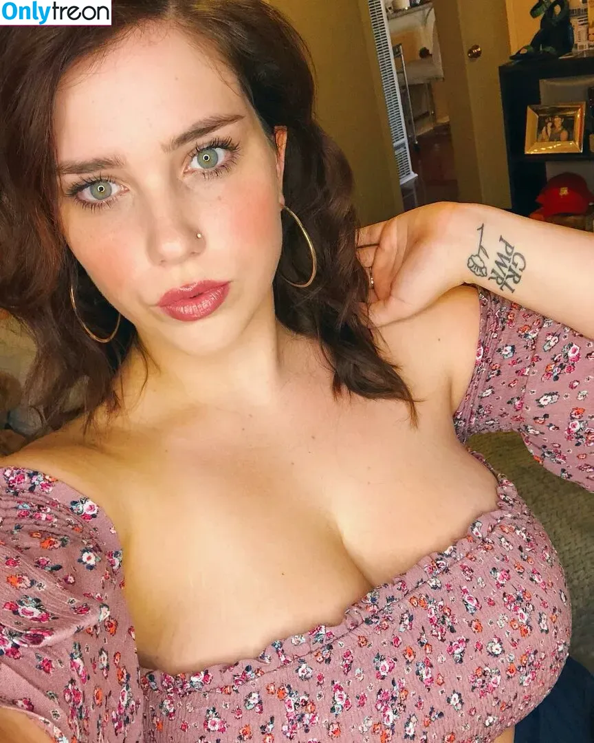 Nikkimichay nude photo #0105 (Nikkimichay)