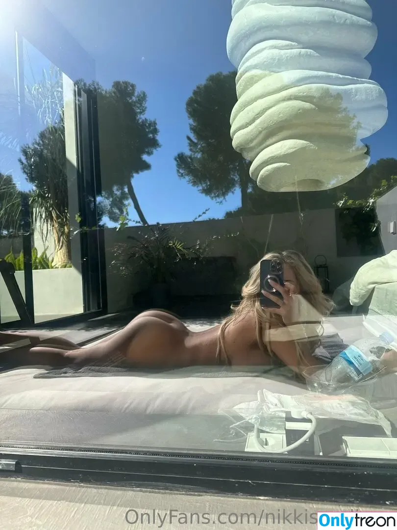 nikkisandiego nude photo #0002 (nikkisandiego)